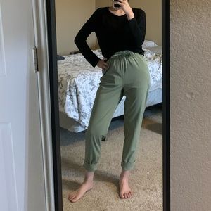 Keep moving 7/8, size 4, green, no tag